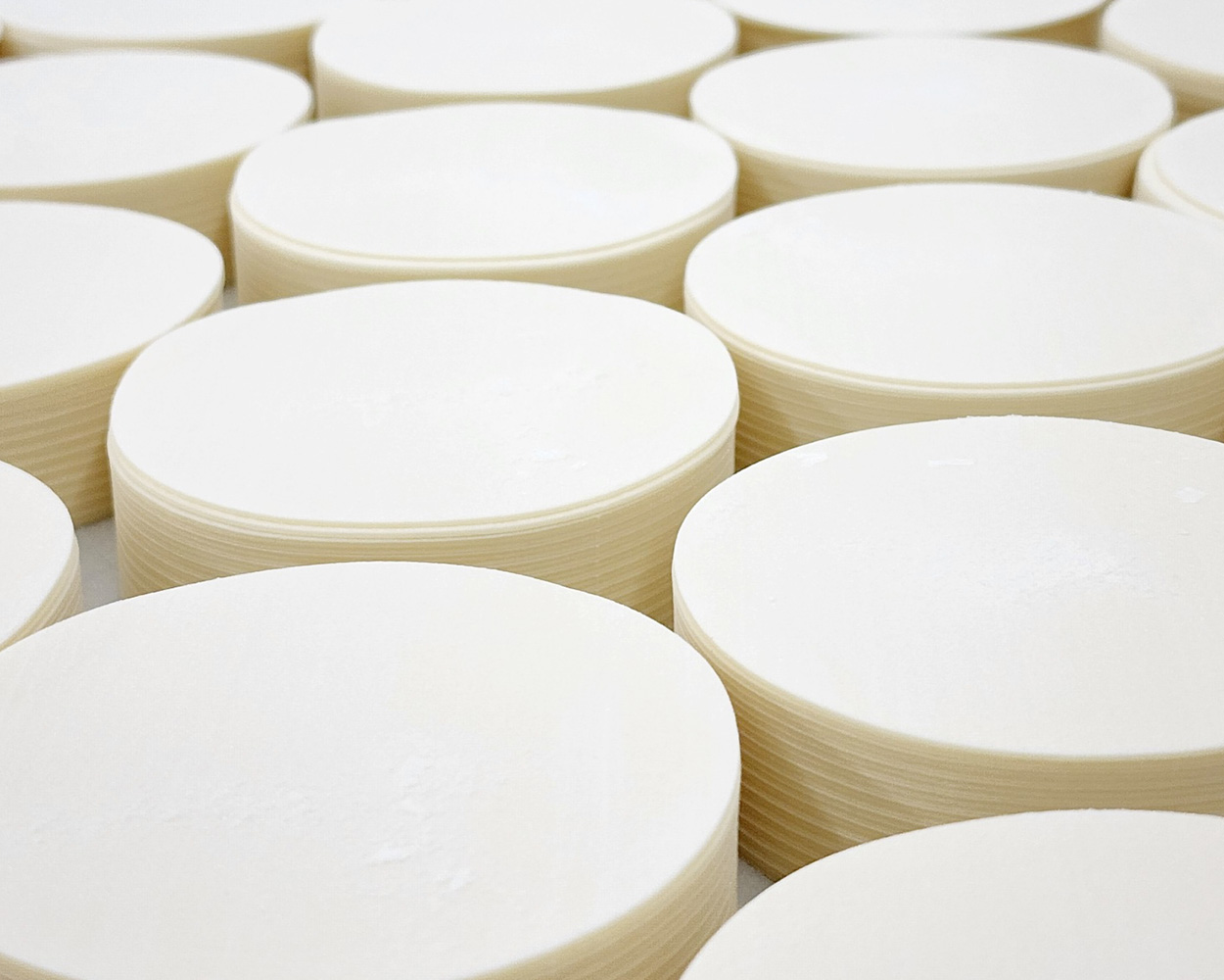 株式会社東京ワンタン本舗 1947年創業 ワンタン・餃子・シウマイ・春巻の皮の製造メーカー